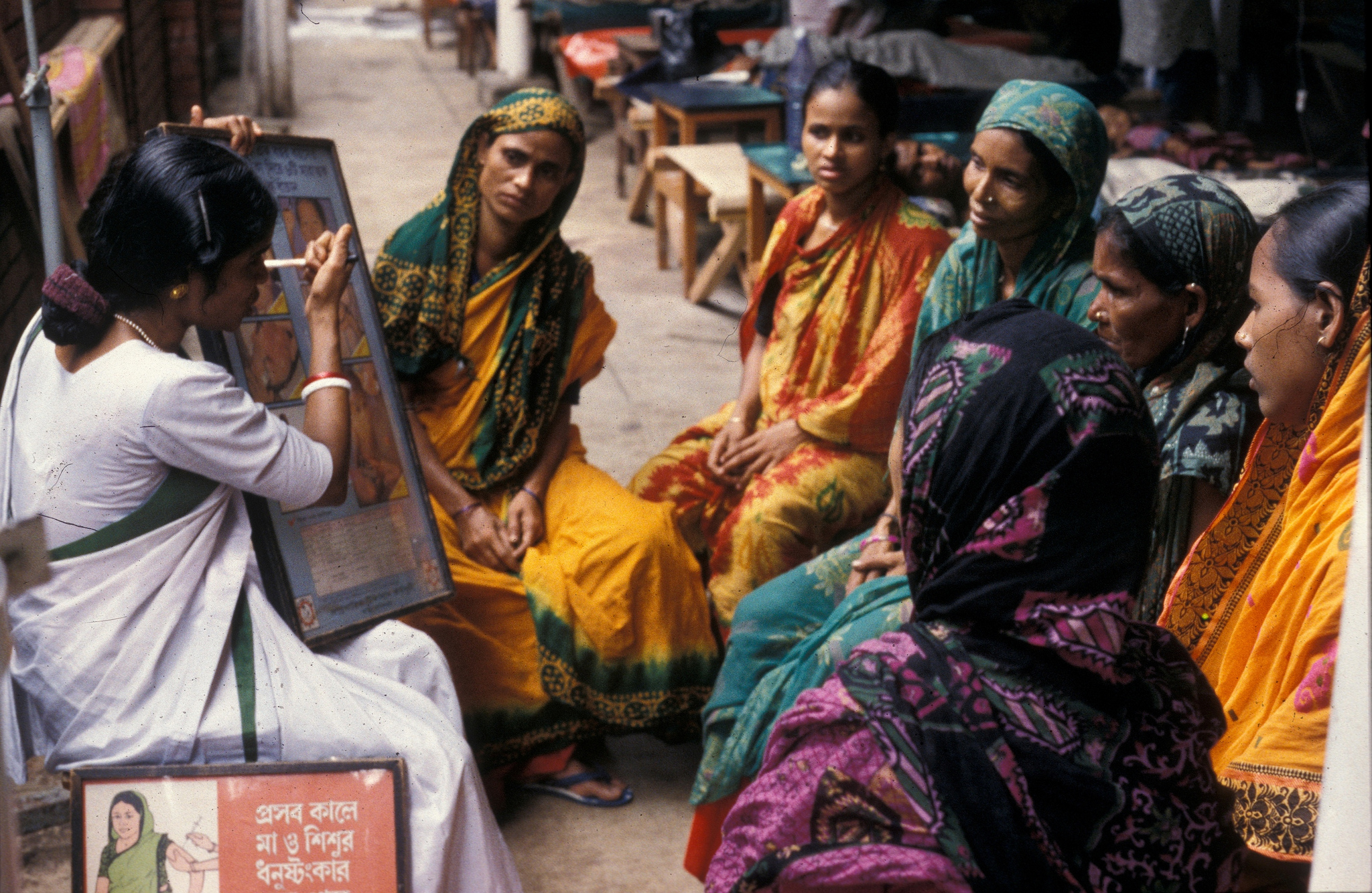 Bangladesh Allocates $113,000 to Improve Community Provider Training on Short-term Contraceptive Methods